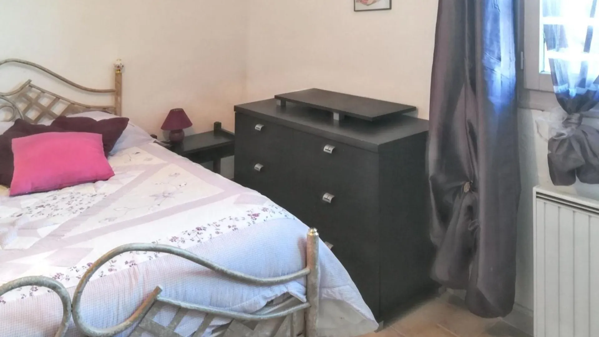 Appartement Charmant A Villeneuve Avec Jardin